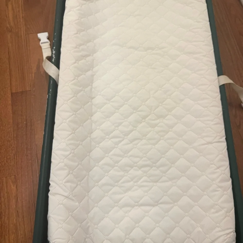 Quilted White Changing Pad summer infant